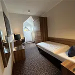 Am Schloss Ξενοδοχείο 3*