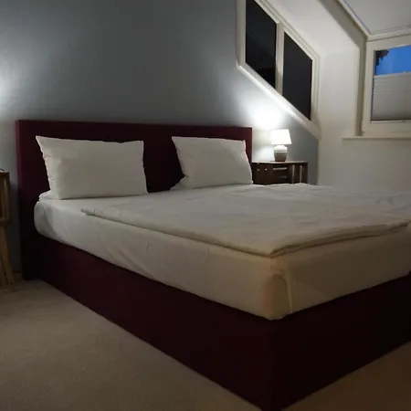 מלון Am Schloss 3*