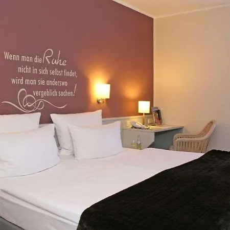 Am Schloss Hotel 3*