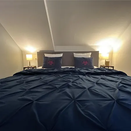 Ξενοδοχείο Am Schloss 3*