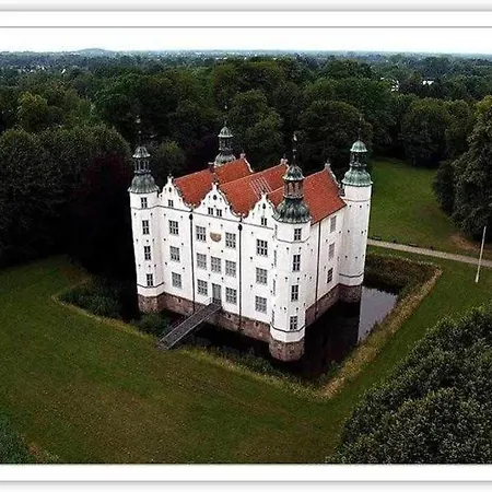 Am Schloss Hotel 3*