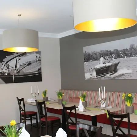 Am Schloss 3* Ahrensburg